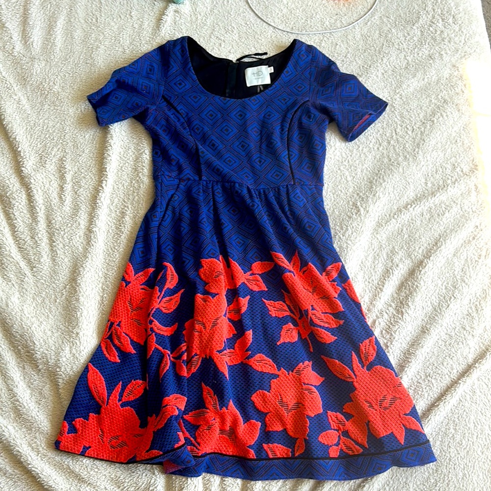 🥐HD IN PARIS🥐 GORGEOUS NAVY AND RED DRESS WITH FLOWERS ALL OVER